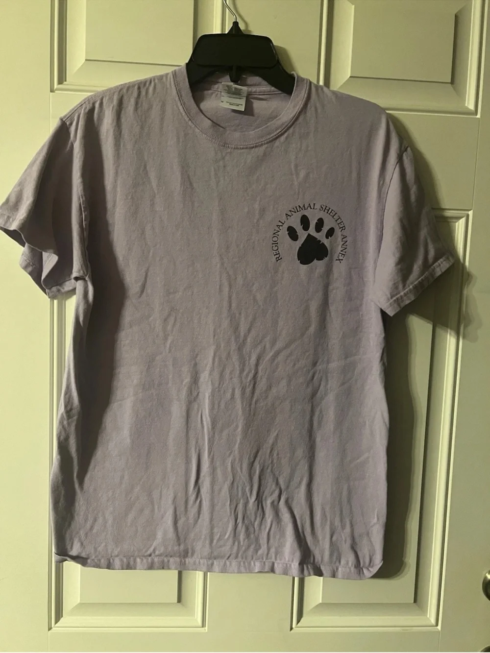 Gildan Size Medium Regional Animal Shelter Annex Shirt